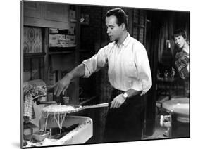 The Apartment, Jack Lemmon, Shirley MacLaine, 1960-null-Mounted Photo