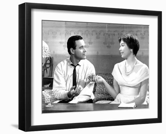 The Apartment, Jack Lemmon, Shirley MacLaine, 1960-null-Framed Photo