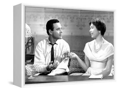 コレクション the apartment jack lemmon shiry maclaine Amazon.com: The Apartment (Collector's Edition) : Jack