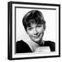 The Apartment, Shirley Maclaine, 1960-null-Framed Photo