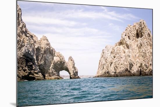 The Arch In Cabo San Lucas-Lindsay Daniels-Mounted Photographic Print