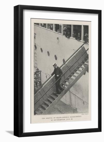 The Arrival of Major-General Baden-Powell at Southampton, 26 July-null-Framed Giclee Print