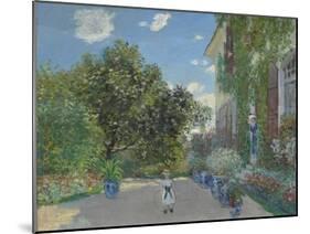 The Artist's House at Argenteuil, 1873-Claude Monet-Mounted Giclee Print