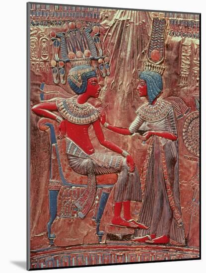 The Back of the Throne of Tutankhamun of the Queen Ankhesenamun Putting the Finishing Touches-null-Mounted Giclee Print