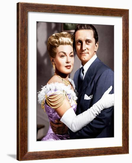 THE BAD AND THE BEAUTIFUL, from left: Lana Turner, Kirk Douglas, 1952-null-Framed Photo