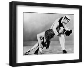 The Band Wagon, 1953-null-Framed Photographic Print