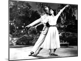 The Band Wagon, Fred Astaire, Cyd Charisse, 1953-null-Mounted Photo