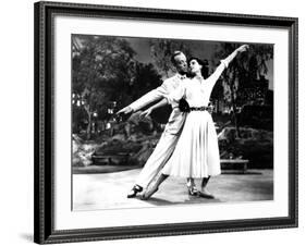 The Band Wagon, Fred Astaire, Cyd Charisse, 1953-null-Framed Photo