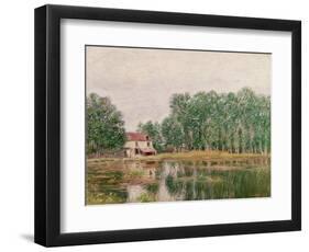 The Banks of the Canal at Moret-Sur-Loing, 1892-Alfred Sisley-Framed Giclee Print