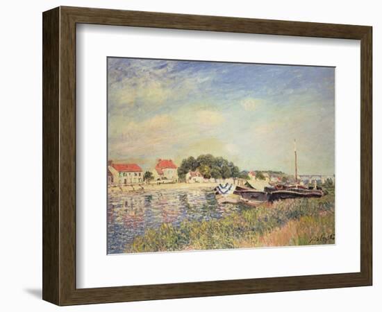 The Banks of the Loing at Saint-Mammes, 1885-Alfred Sisley-Framed Giclee Print