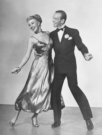https://imgc.allpostersimages.com/img/posters/the-barkleys-of-broadway-ginger-rogers-fred-astaire-1949_u-L-Q12OZV30.jpg?artPerspective=n