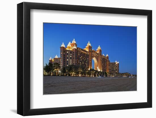 The Beach and the Atlantis 5 Star Resort Complex Designed by the Architects Watg, Dubai-Cahir Davitt-Framed Photographic Print