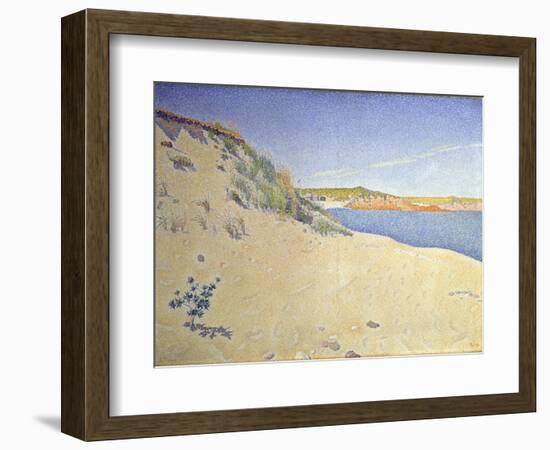 The Beach at Saint-Briac. Op. 212 (Sandy Seashor), 1890-Paul Signac-Framed Giclee Print