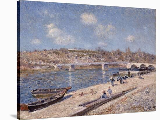 The Beach at Saint-Mammès, 1884-Alfred Sisley-Stretched Canvas