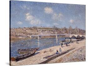 The Beach at Saint-Mammès, 1884-Alfred Sisley-Stretched Canvas