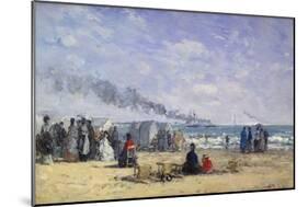 The Beach at Trouville at Bathing Time; La Plage De Trouville a L'Heure Du Bain, 1868-Eug?ne Boudin-Mounted Giclee Print