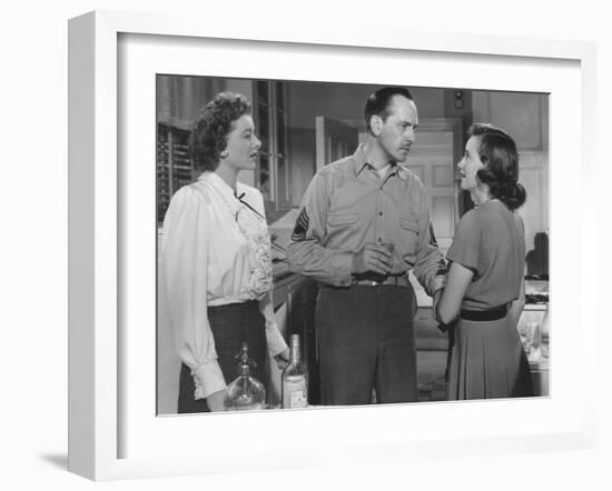 The Best Years of Our Lives, Myrna Loy, Fredric March, Teresa Wright, 1946-null-Framed Photo