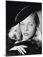 The Big Sleep, Lauren Bacall, Directed by Howard Hawks, 1946-null-Mounted Photographic Print