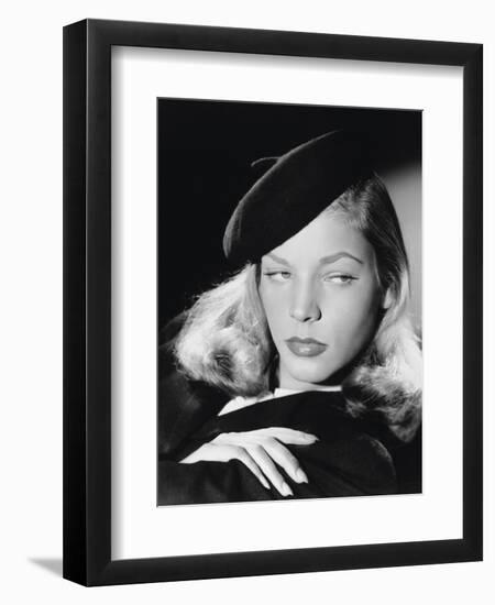 The Big Sleep, Lauren Bacall, Directed by Howard Hawks, 1946-null-Framed Photographic Print