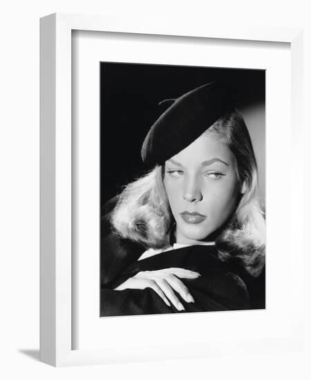 The Big Sleep, Lauren Bacall, Directed by Howard Hawks, 1946-null-Framed Photographic Print