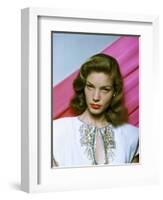 The Big Sleep, Lauren Bacall, Directed by Howard Hawks, 1946-null-Framed Photographic Print