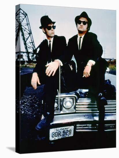 THE BLUES BROTHERS, 1980 directed by JOHN LANDIS Dan Aykroyd and John Belushi (photo)-null-Stretched Canvas