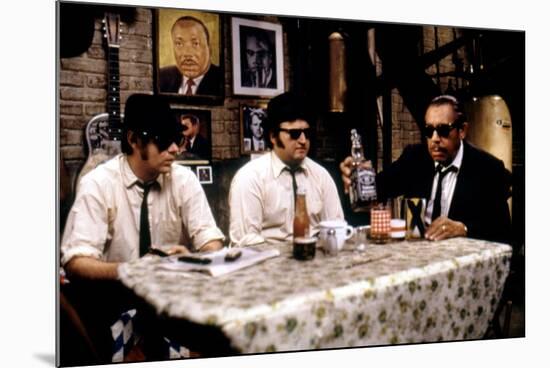 THE BLUES BROTHERS, 1980 directed by JOHN LANDIS Dan Aykroyd, John Belushi and Cab Calloway (photo)-null-Mounted Photo