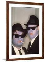 THE BLUES BROTHERS, 1980 directed by JOHN LANDIS John Belushi and Dan Aykroyd (photo)-null-Framed Photo