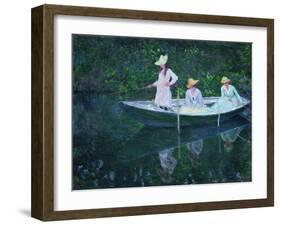 The Boat at Giverny (En Norvégienn)-Claude Monet-Framed Giclee Print