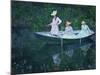 The Boat at Giverny (En Norvégienn)-Claude Monet-Mounted Giclee Print