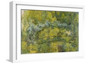 The Bridge across the Lily Pond (Le Passerelle Sur Le Bassin Aux Nymphéas), 1919-Claude Monet-Framed Giclee Print