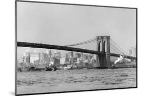 The Brooklyn Bridge Spans the East River, Ca. 1910-null-Mounted Photographic Print