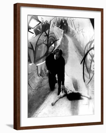 The Cabinet of Dr. Caligari, Conrad Veidt, Lil Dagover, 1920-null-Framed Photo