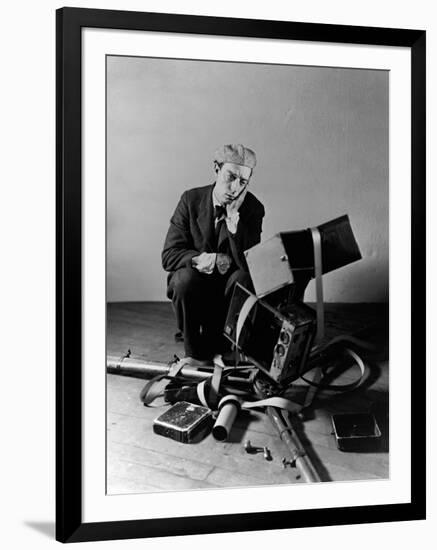 The Cameraman, 1928-null-Framed Photographic Print