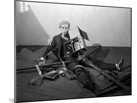 The Cameraman, Buster Keaton, 1928-null-Mounted Premium Photographic Print