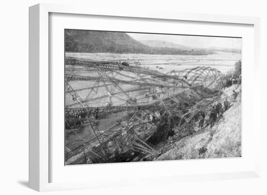 The Carcass of Zeppelin LZ85 (L4), 20 October 1917-null-Framed Giclee Print