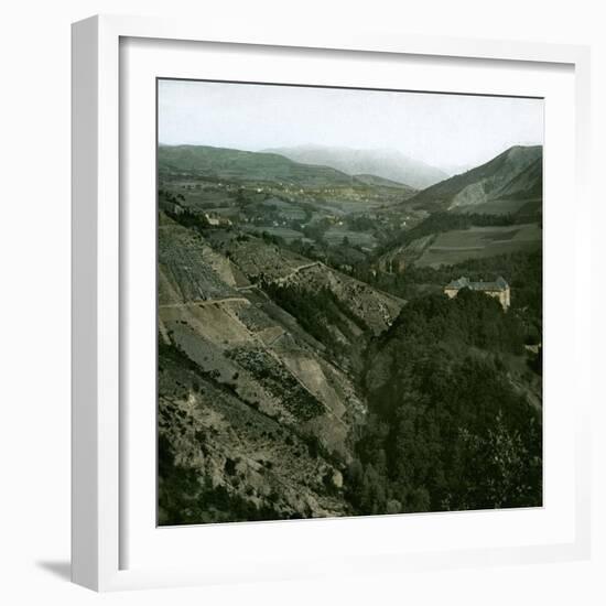 The Castle and the Motte D'Aveillans, La Motte-Les-Bains (Isère, France), around 1900-Leon, Levy et Fils-Framed Photographic Print