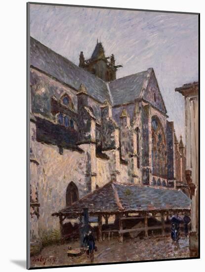 The Church at Moret in the Rain, 1894 (Oil on Canvas)-Alfred Sisley-Mounted Giclee Print