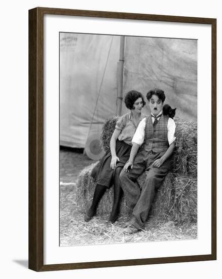 The Circus, Merna Kennedy And Charlie Chaplin, 1928-null-Framed Photo