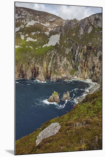 The cliffs at Slieve League, near Killybegs, County Donegal, Ulster, Republic of Ireland, Europe-Nigel Hicks-Mounted Photographic Print