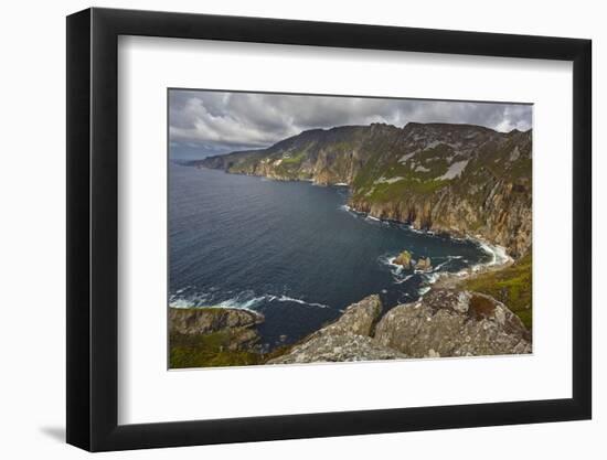 The cliffs at Slieve League, near Killybegs, County Donegal, Ulster, Republic of Ireland, Europe-Nigel Hicks-Framed Photographic Print