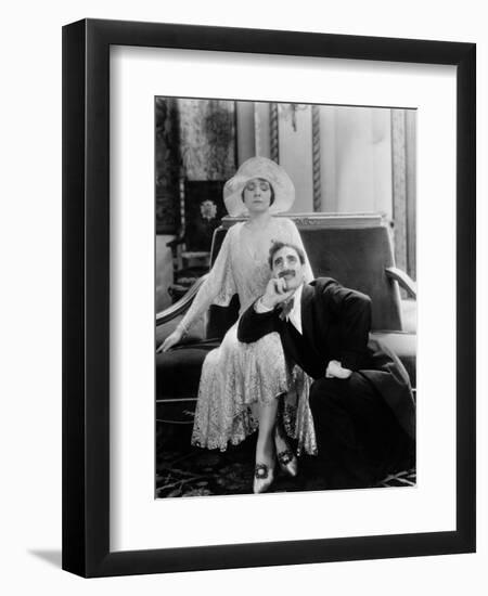 The Cocoanuts, 1929-null-Framed Premium Photographic Print