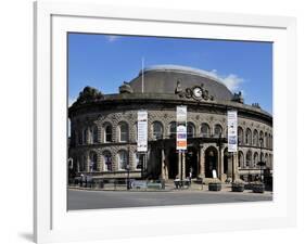 The Corn Exchange, Leeds, West Yorkshire, England, Uk-Peter Richardson-Framed Photographic Print