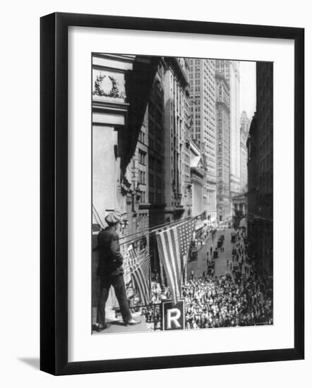 The Curb Market, Near the N.Y. Stokc Exchange-null-Framed Photo