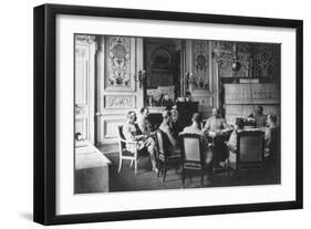 The Daily Report in the Office of the French Commander in Chief, 1917-null-Framed Giclee Print