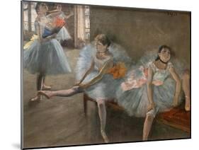 The dance lecon (detail). Around 1880. Oil on canvas.-Edgar Degas-Mounted Giclee Print