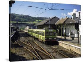 The Dart, Dublin's Light Railway, Bray Railway Station, Dublin, Eire (Republic of Ireland)-Pearl Bucknall-Stretched Canvas
