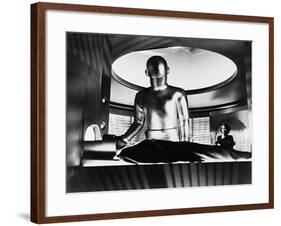 The Day the Earth Stood Still 1951-null-Framed Photographic Print