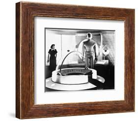 The Day the Earth Stood Still-null-Framed Photo