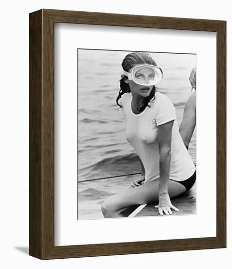 The Deep-null-Framed Photo